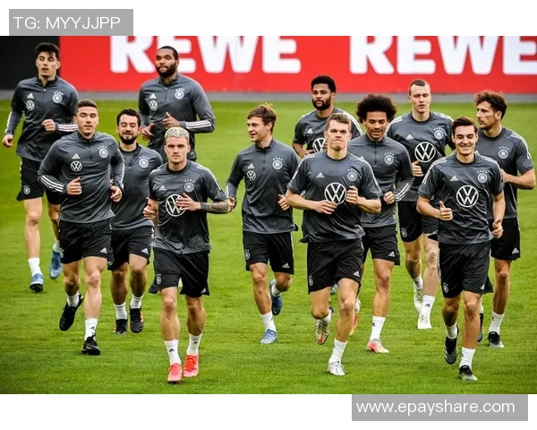 身高180cm的足球明星有哪些他们的成就与风采一览